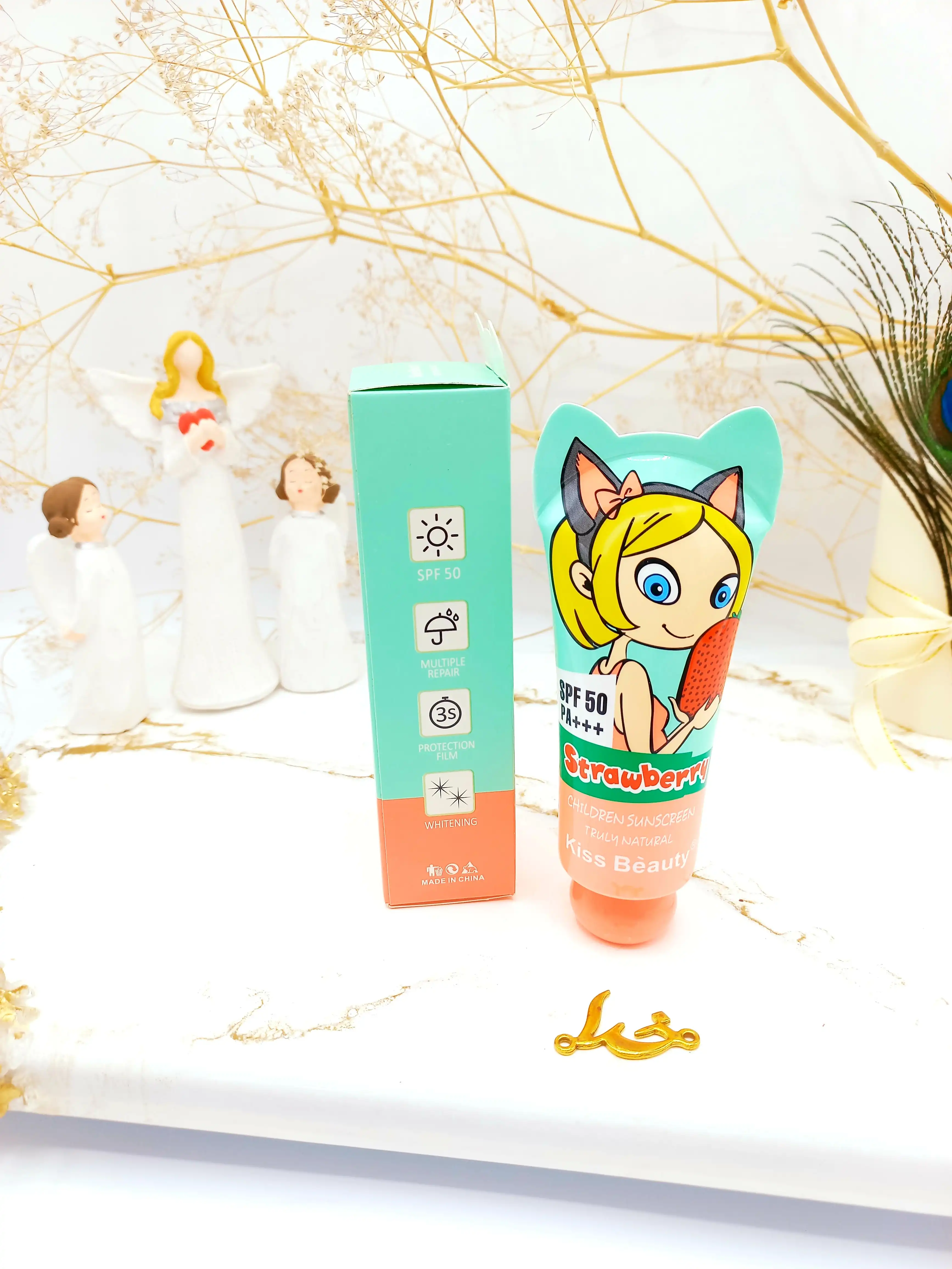 ضد آفتاب توت فرنگی بچه SPF50 برند کیس بیوتی KISS BEAUTY کد 68315092022